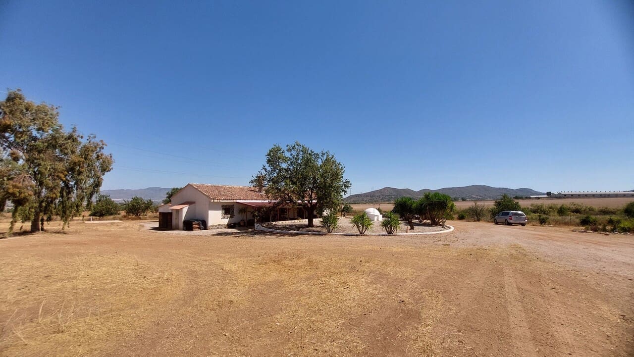3 bedroom Finca/Country House for sale in Aguaderas with garage - € 369,950 (Ref: 9923113)