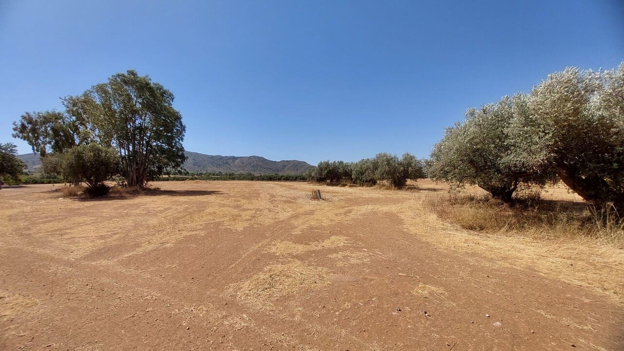 3 bedroom Finca/Country House for sale in Aguaderas with garage - € 369,950 (Ref: 9923113)