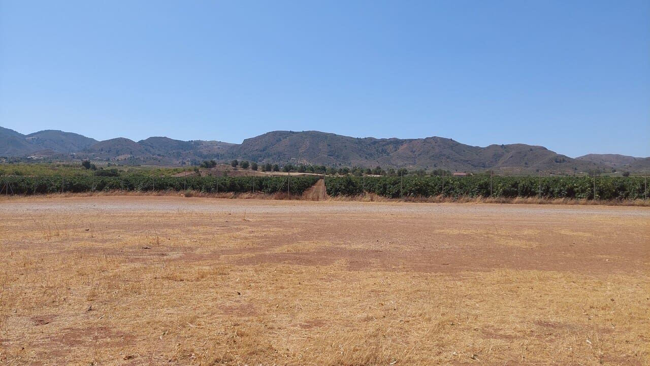 3 bedroom Finca/Country House for sale in Aguaderas with garage - € 369,950 (Ref: 9923113)