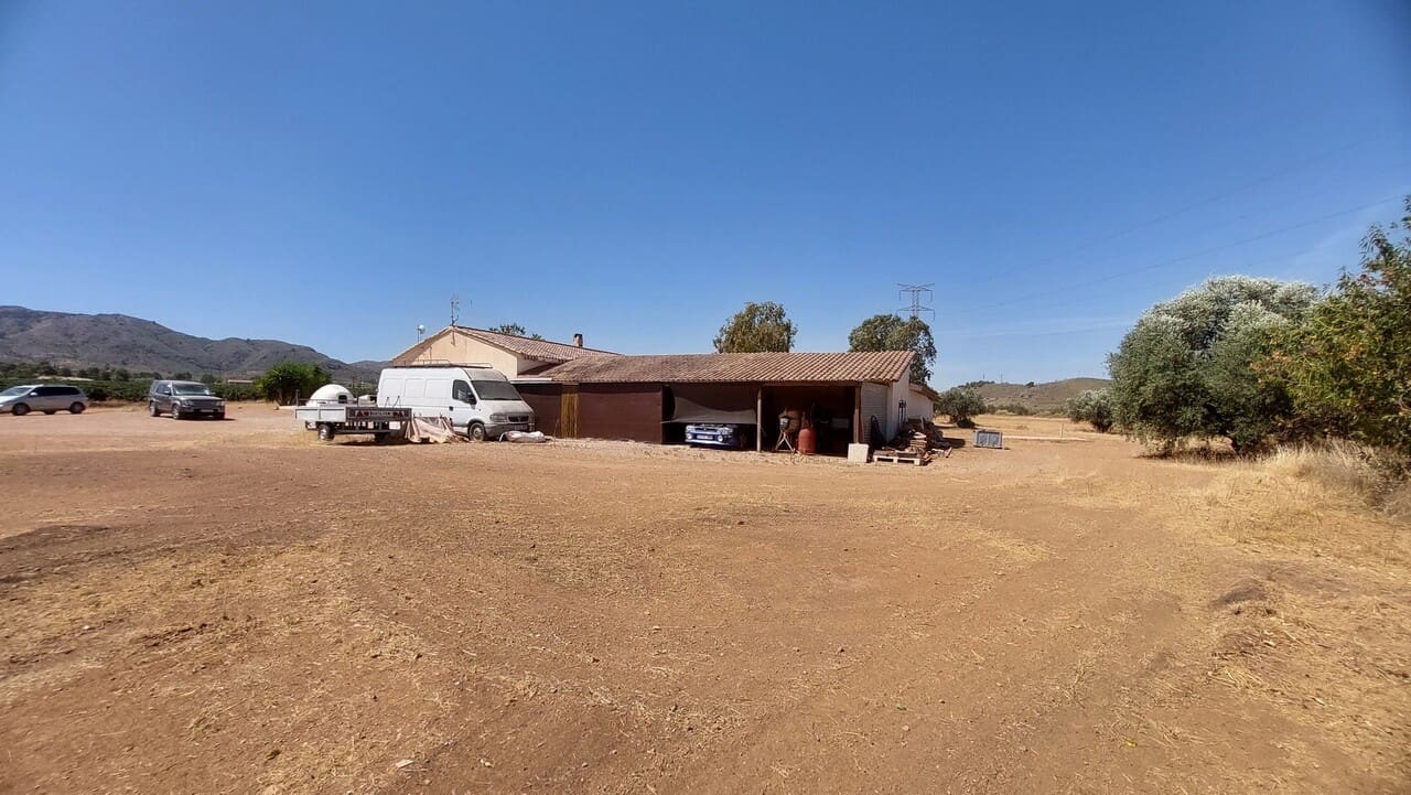 3 bedroom Finca/Country House for sale in Aguaderas with garage - € 369,950 (Ref: 9923113)
