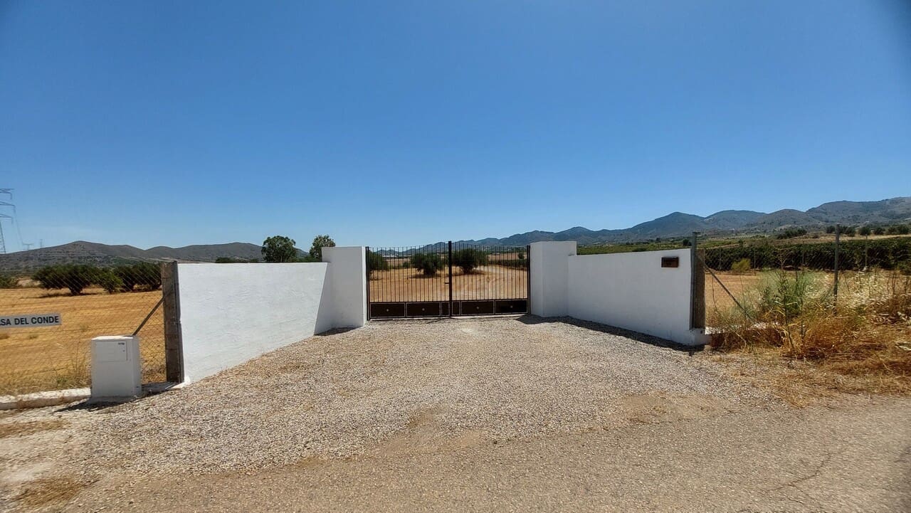 3 bedroom Finca/Country House for sale in Aguaderas with garage - € 369,950 (Ref: 9923113)