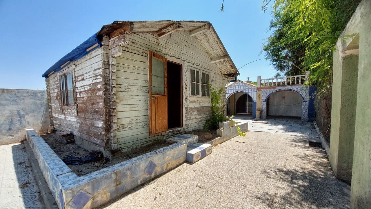 8 soveværelse Finca/Landehus til salg i Totana med swimmingpool - € 225.000 (Ref: 9950533)
