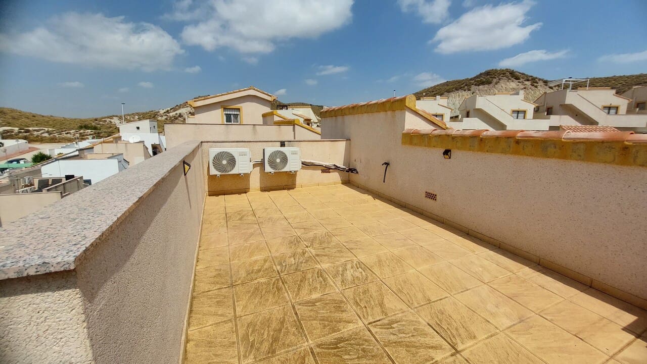 3 soveværelse Villa til salg i Camposol med swimmingpool - € 175.000 (Ref: 9956368)