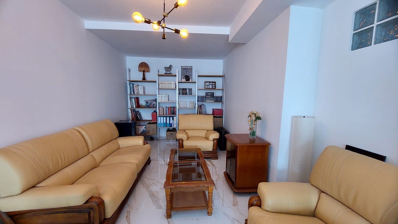 3 soveværelse Villa til salg i Camposol med swimmingpool - € 175.000 (Ref: 9956368)
