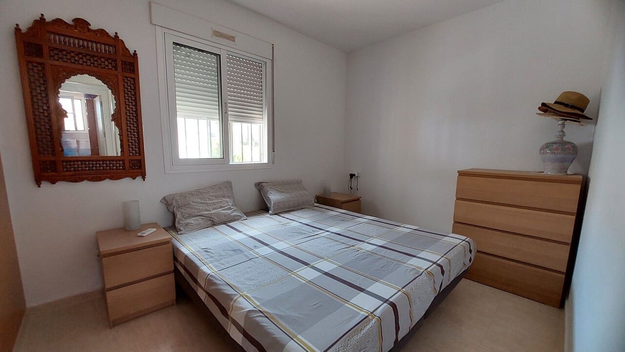 3 soveværelse Villa til salg i Camposol med swimmingpool - € 175.000 (Ref: 9956368)