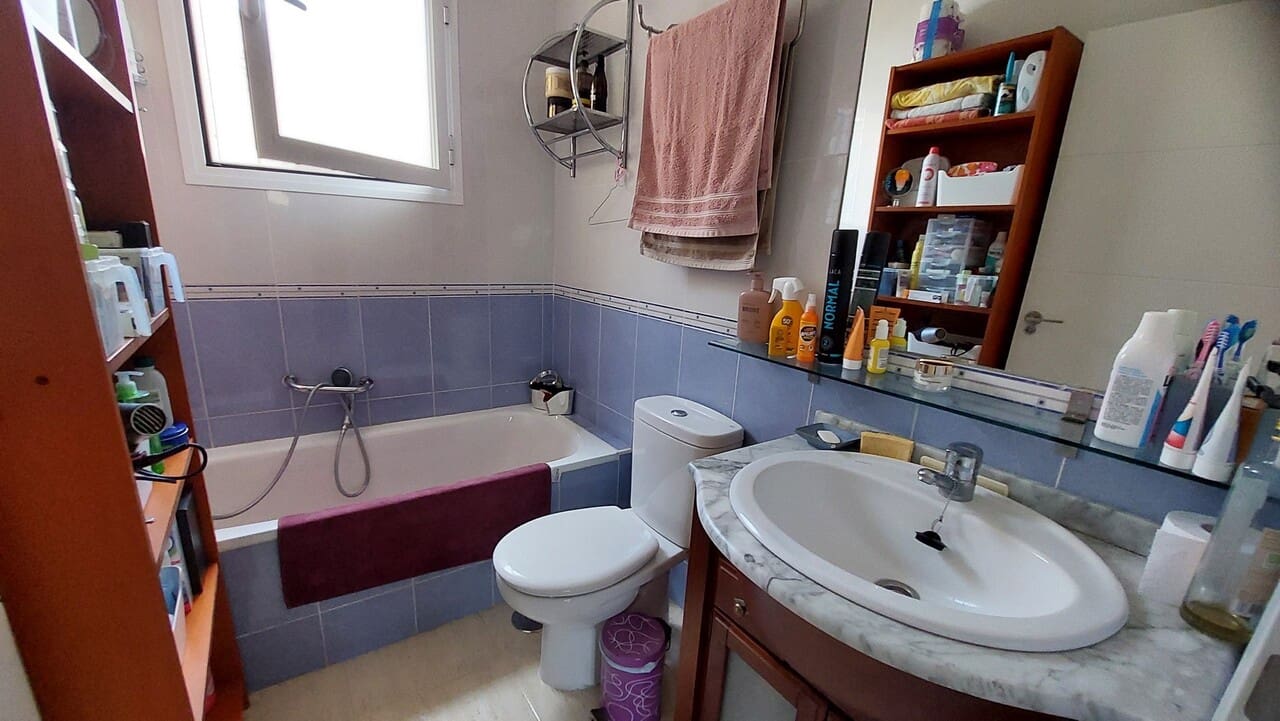 3 soveværelse Villa til salg i Camposol med swimmingpool - € 175.000 (Ref: 9956368)