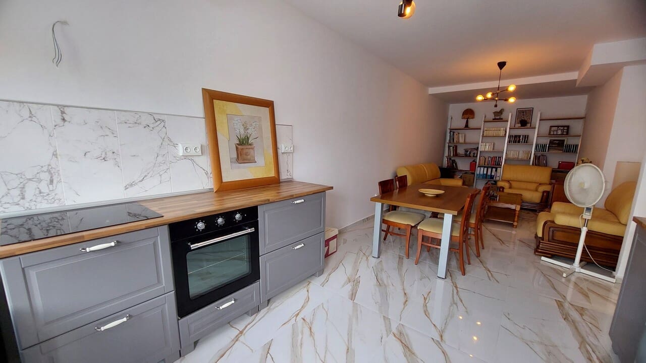 3 soveværelse Villa til salg i Camposol med swimmingpool - € 175.000 (Ref: 9956368)