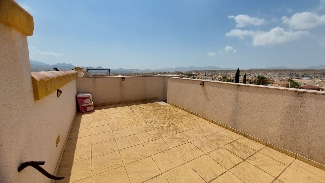 3 soveværelse Villa til salg i Camposol med swimmingpool - € 175.000 (Ref: 9956368)