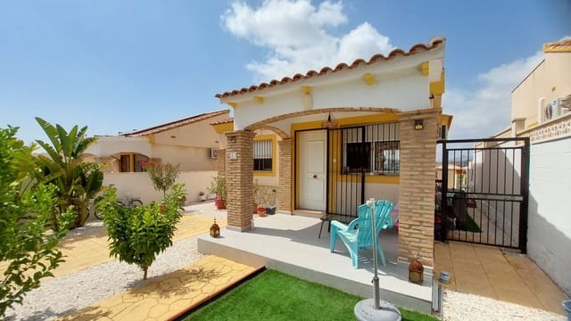 3 soveværelse Villa til salg i Camposol, Mazarrón med swimmingpool - € 175.000 (Ref: 9956368)