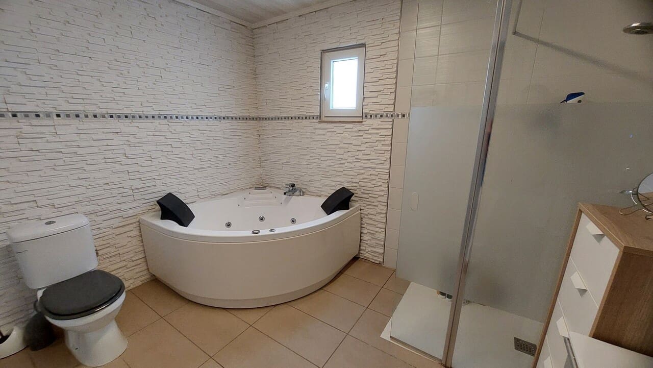3 bedroom Villa for sale in Camposol with pool - € 299,995 (Ref: 9972268)
