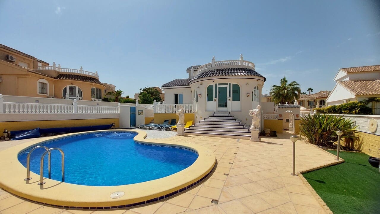 3 bedroom Villa for sale in Camposol with pool - € 299,995 (Ref: 9972268)