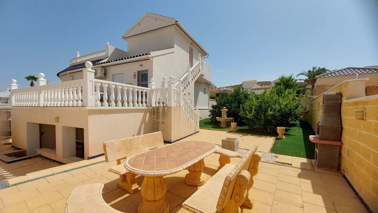 3 bedroom Villa for sale in Camposol with pool - € 299,995 (Ref: 9972268)