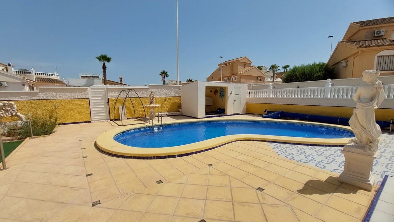 3 bedroom Villa for sale in Camposol with pool - € 299,995 (Ref: 9972268)
