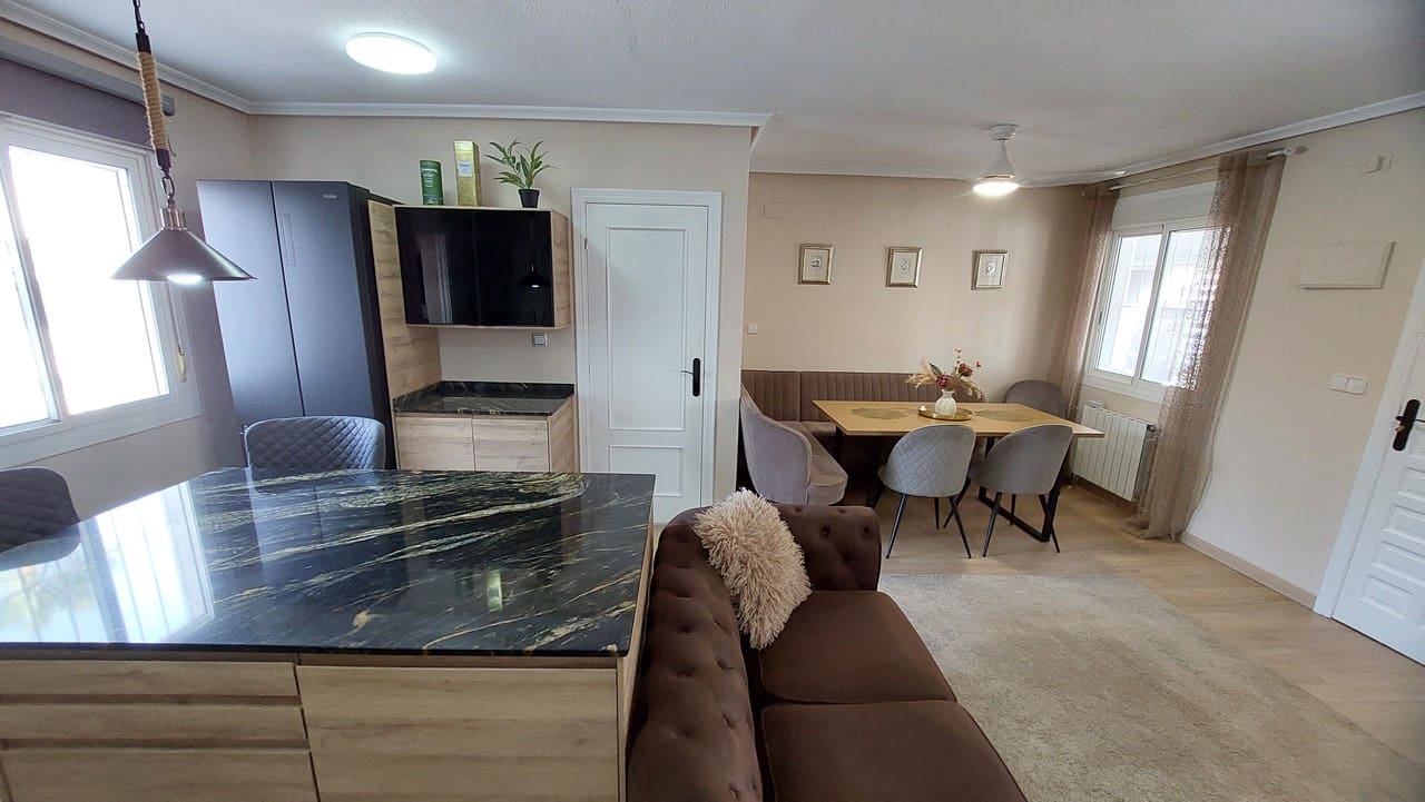 2 slaapkamer Villa te koop in Camposol met zwembad - € 199.995 (Ref: 9981519)