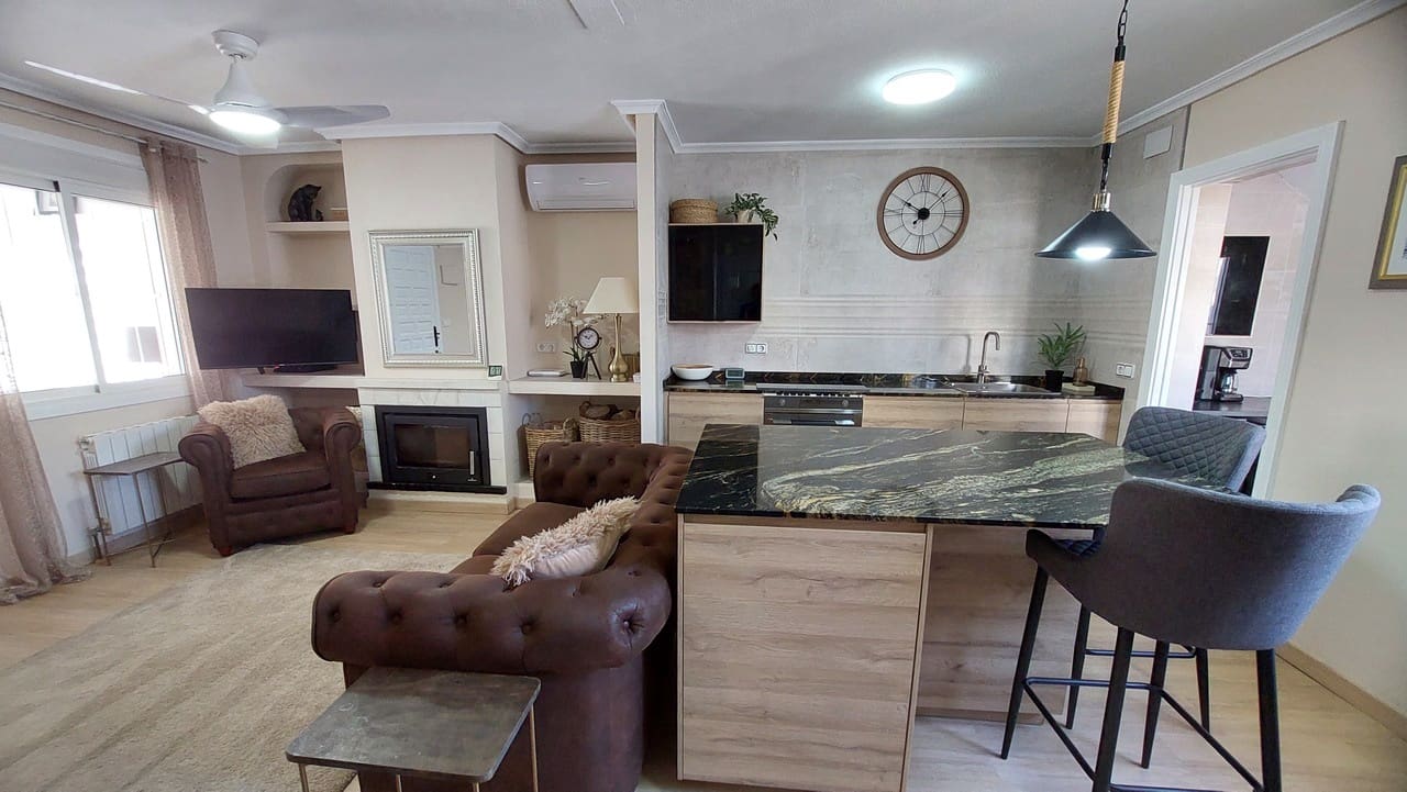 2 slaapkamer Villa te koop in Camposol met zwembad - € 199.995 (Ref: 9981519)