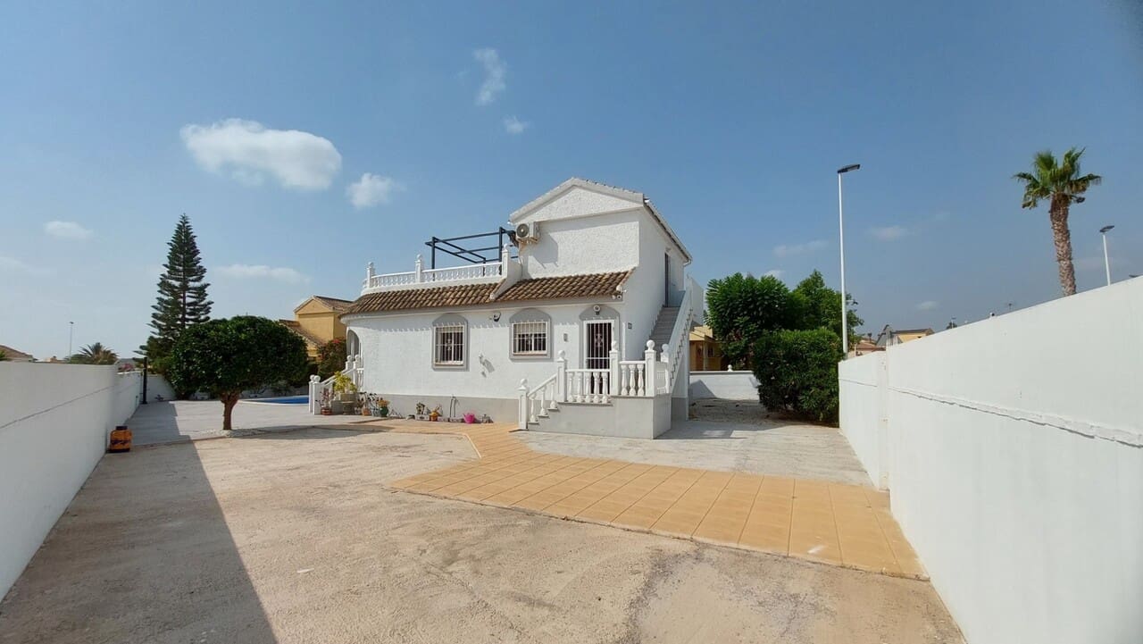 3 slaapkamer Villa te koop in Camposol met zwembad - € 239.995 (Ref: 9984030)