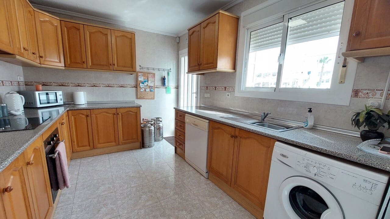 3 slaapkamer Villa te koop in Camposol met zwembad - € 239.995 (Ref: 9984030)