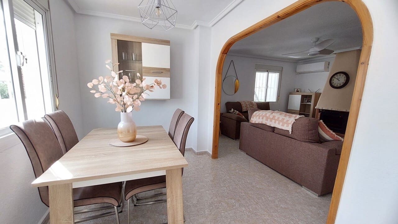 3 slaapkamer Villa te koop in Camposol met zwembad - € 239.995 (Ref: 9984030)