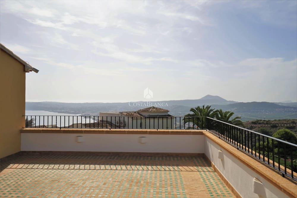 6 bedroom Villa for sale in Javea / Xabia - € 2,490,000 (Ref: 7698915)