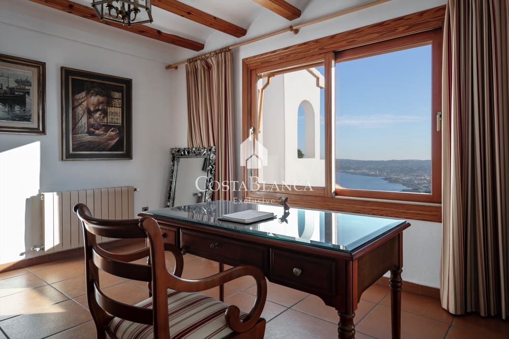 6 bedroom Villa for sale in Javea / Xabia - € 2,490,000 (Ref: 7698915)