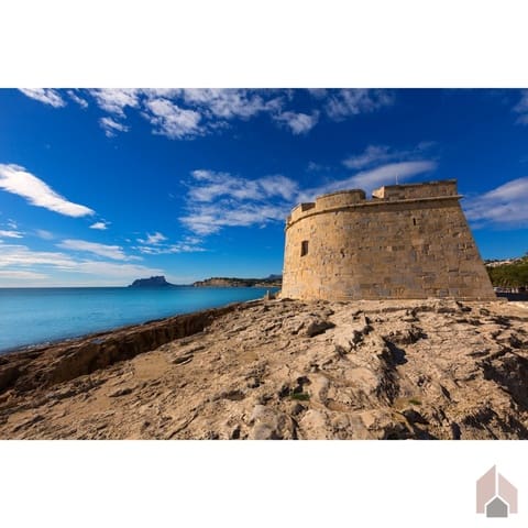 4 bedroom Villa for sale in Casco Urbano, Teulada-Moraira - € 1,775,000 (Ref: 7698918)