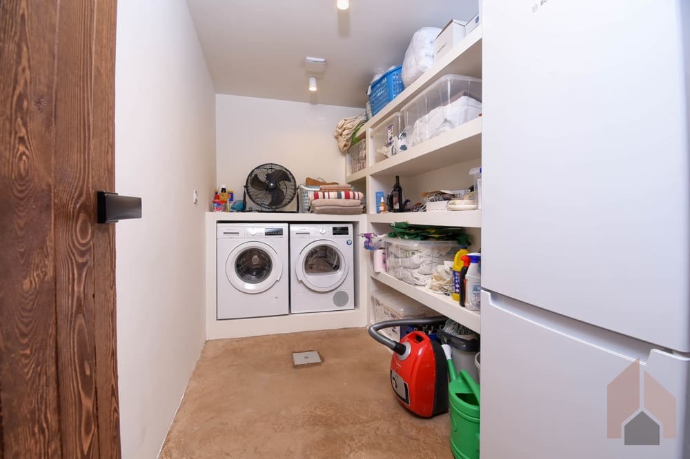 4 bedroom Villa for sale in Moraira - € 2,075,000 (Ref: 7698929)