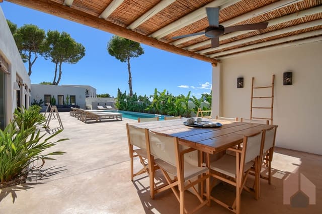 4 soverom Villa til salgs i Moraira, Teulada-Moraira - € 2 075 000 (Ref: 7698929)