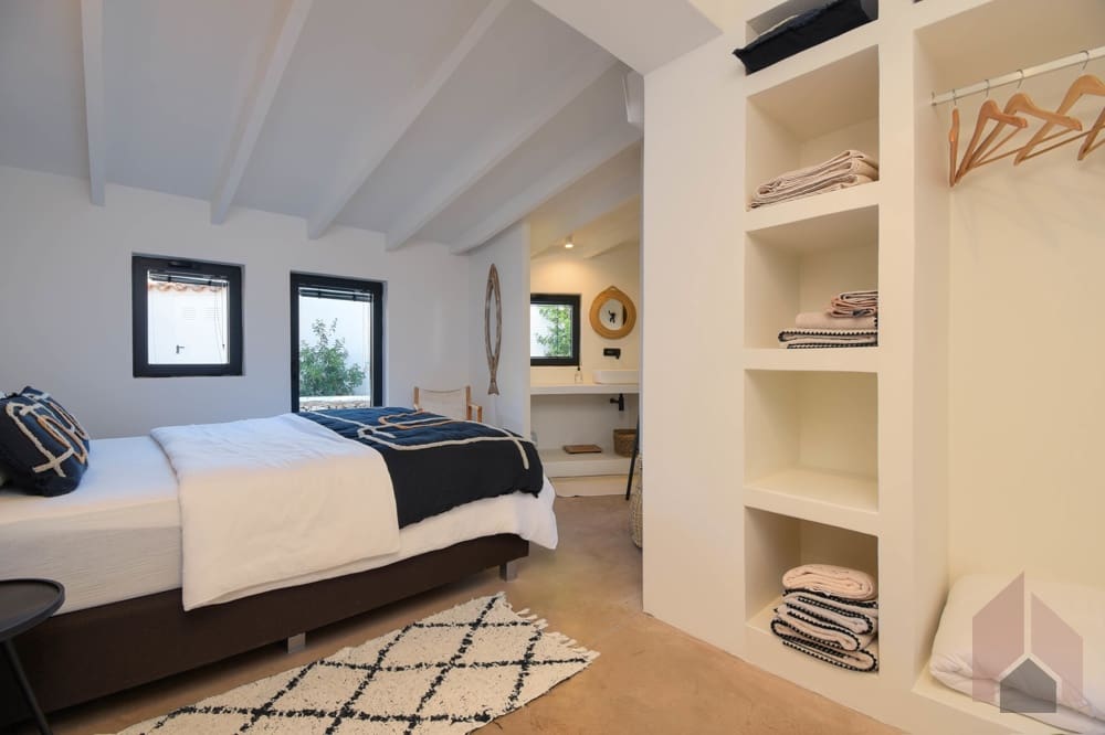 4 bedroom Villa for sale in Moraira - € 2,075,000 (Ref: 7698929)