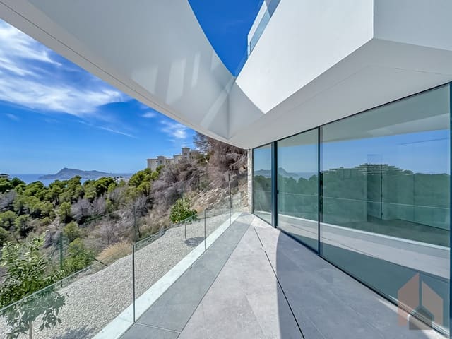 4 bedroom Villa for sale in Altea - € 2,290,000 (Ref: 7698934)