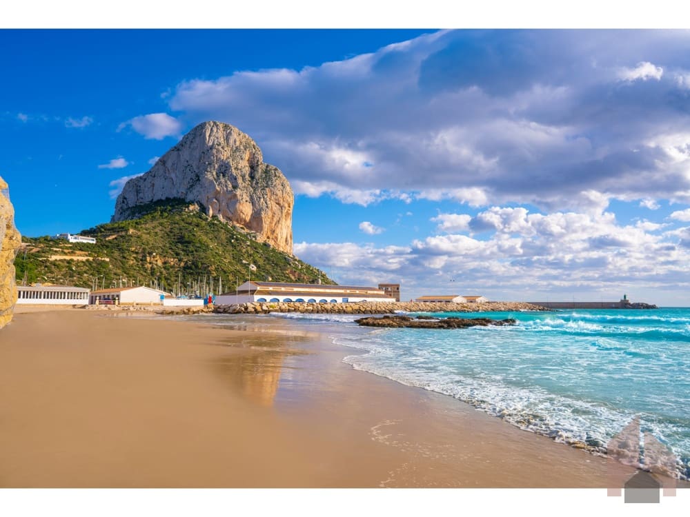 4 soveværelse Villa til salg i Calpe / Calp - € 2.150.000 (Ref: 7698948)