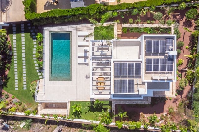 4 makuuhuone Huvila myytävänä paikassa Centro ciudad, Javea / Xàbia - 1 995 000 € (Ref: 7751399)