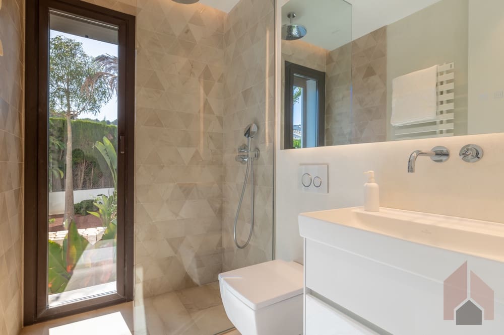 4 bedroom Villa for sale in Javea / Xabia - € 1,995,000 (Ref: 7751399)