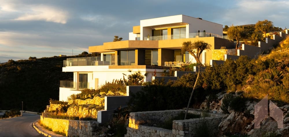 4 bedroom Villa for sale in Cumbre del Sol - € 2,950,000 (Ref: 8076333)