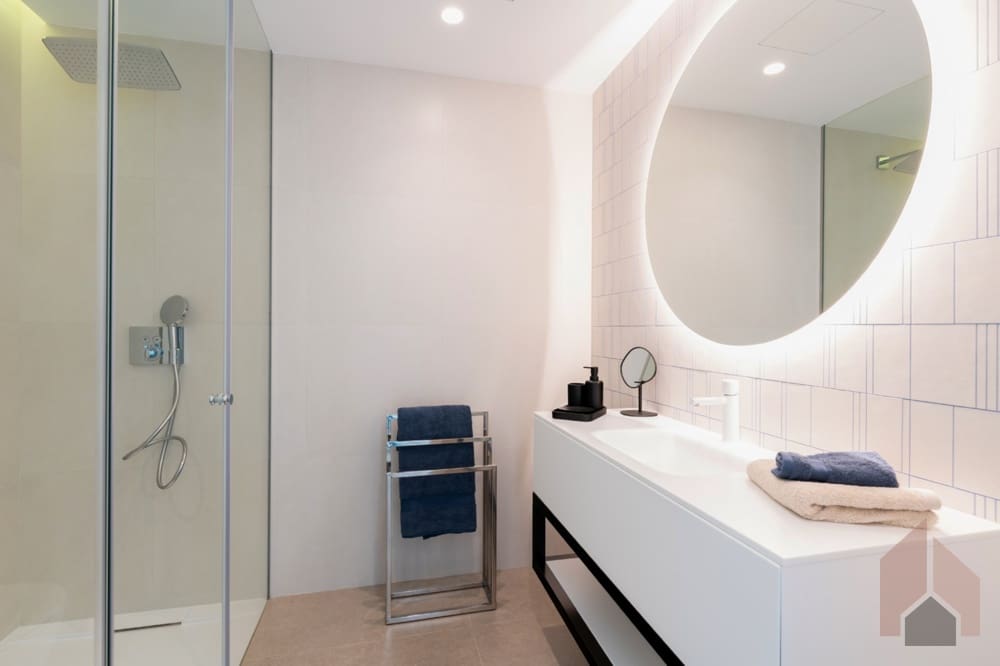 4 bedroom Villa for sale in Cumbre del Sol - € 2,950,000 (Ref: 8076333)