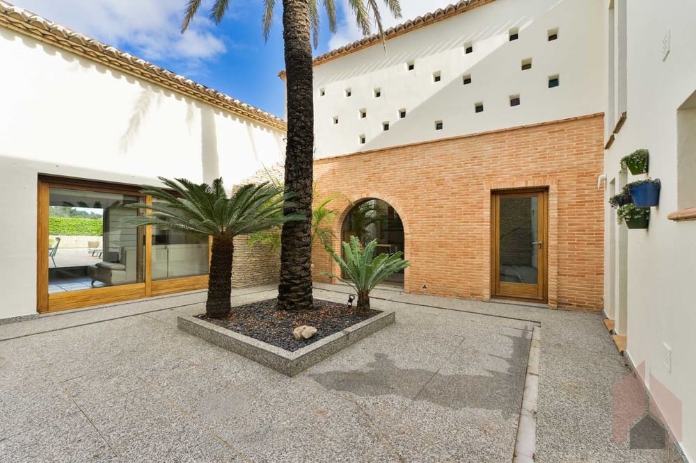 4 soveværelse Villa til salg i Javea / Xabia - € 1.650.000 (Ref: 8104023)