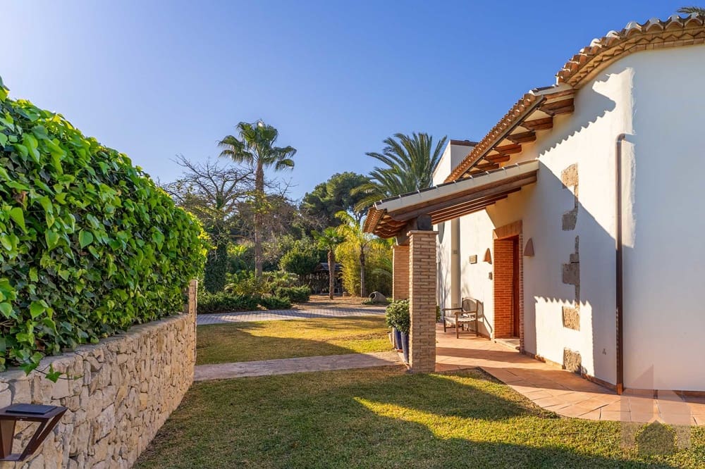 4 soveværelse Villa til salg i Javea / Xabia - € 1.650.000 (Ref: 8104023)