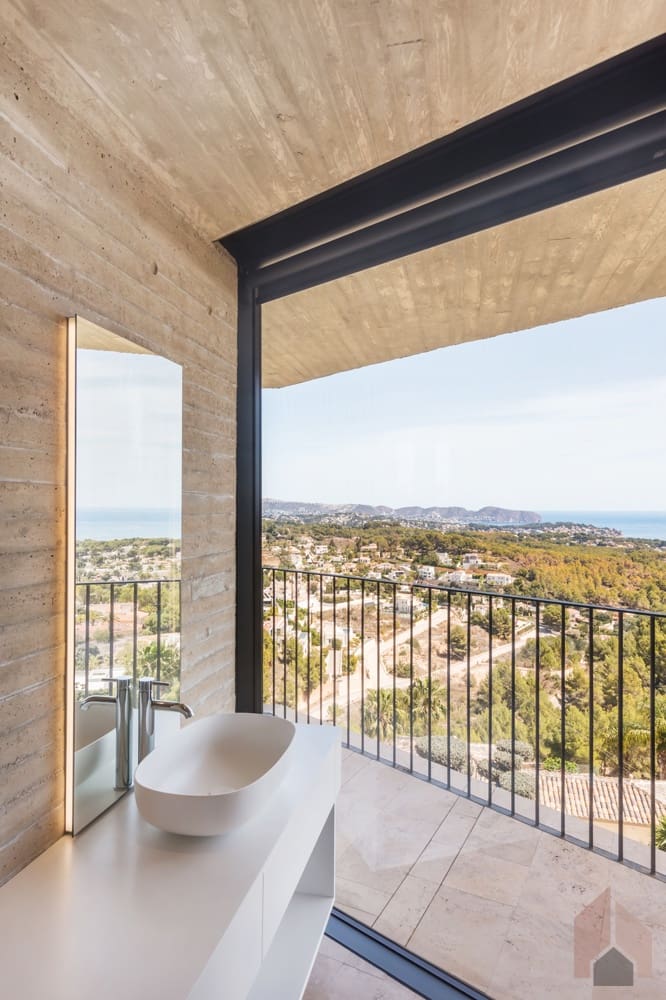 4 bedroom Villa for sale in Benissa - € 2,950,000 (Ref: 8550048)