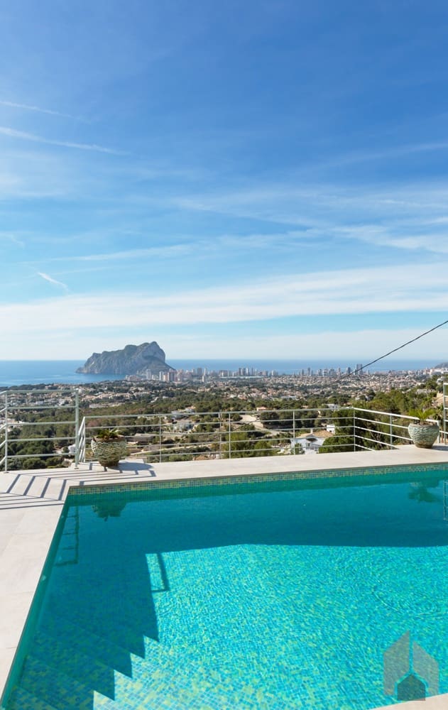 4 bedroom Villa for sale in Benissa - € 1,750,000 (Ref: 8928138)