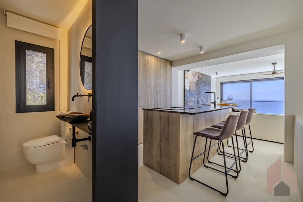 4 makuuhuone Huvila myytävänä paikassa Javea / Xabia - 1 490 000 € (Ref: 9103856)