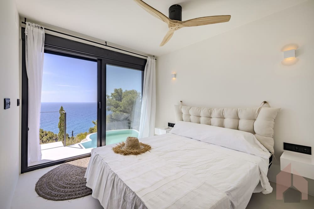 4 makuuhuone Huvila myytävänä paikassa Javea / Xabia - 1 490 000 € (Ref: 9103856)