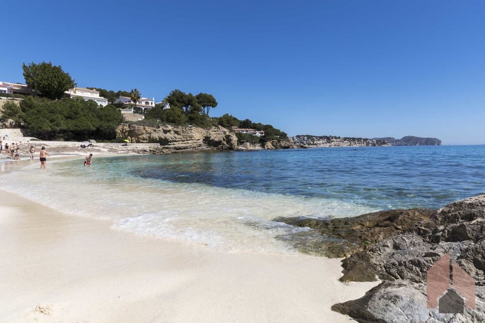 4 bedroom Villa for sale in Benissa - € 2,850,000 (Ref: 9438781)