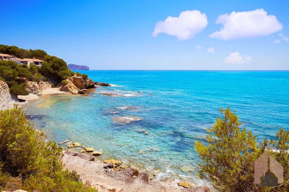 4 bedroom Villa for sale in Benissa - € 2,850,000 (Ref: 9438781)