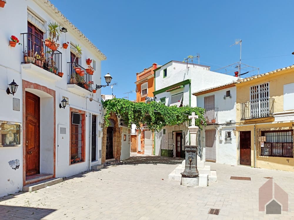 4 Zimmer Villa zu verkaufen in Denia - 1.380.000 € (Ref: 9506379)