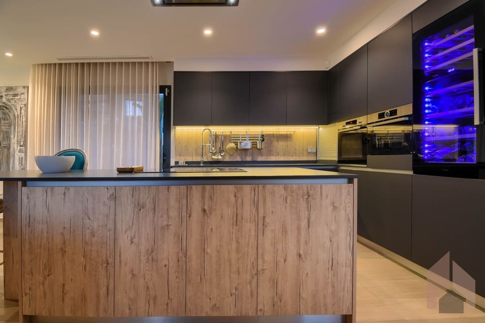 4 bedroom Villa for sale in Javea / Xabia - € 1,490,000 (Ref: 9506381)