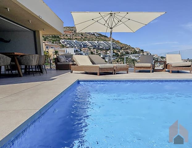 4 soveværelse Villa til salg i Cumbre del Sol, Benitachell / Benitatxell - € 1.499.000 (Ref: 9508066)