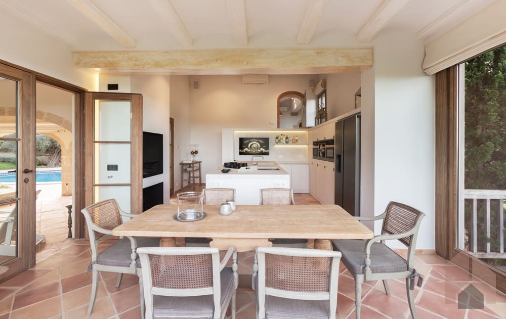 4 bedroom Villa for sale in Javea / Xabia - € 3,900,000 (Ref: 9511272)