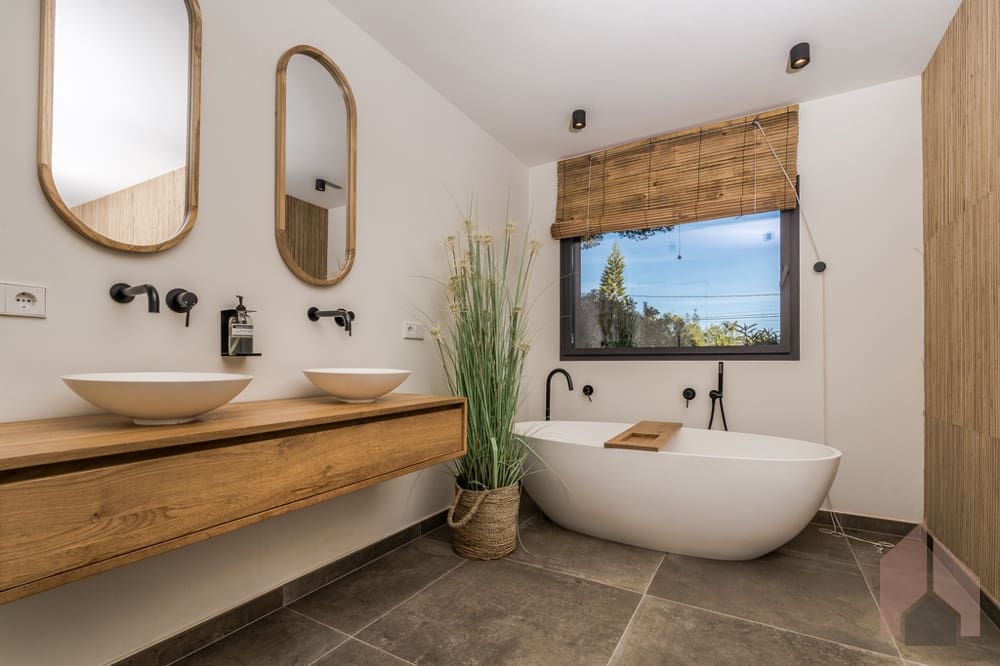 5 bedroom Villa for sale in Javea / Xabia - € 1,875,000 (Ref: 9511273)