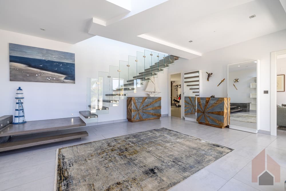 5 bedroom Villa for sale in Javea / Xabia - € 2,350,000 (Ref: 9511276)