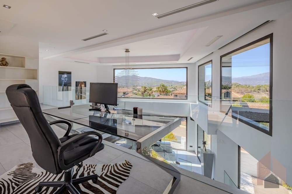 5 bedroom Villa for sale in Javea / Xabia - € 2,350,000 (Ref: 9511276)