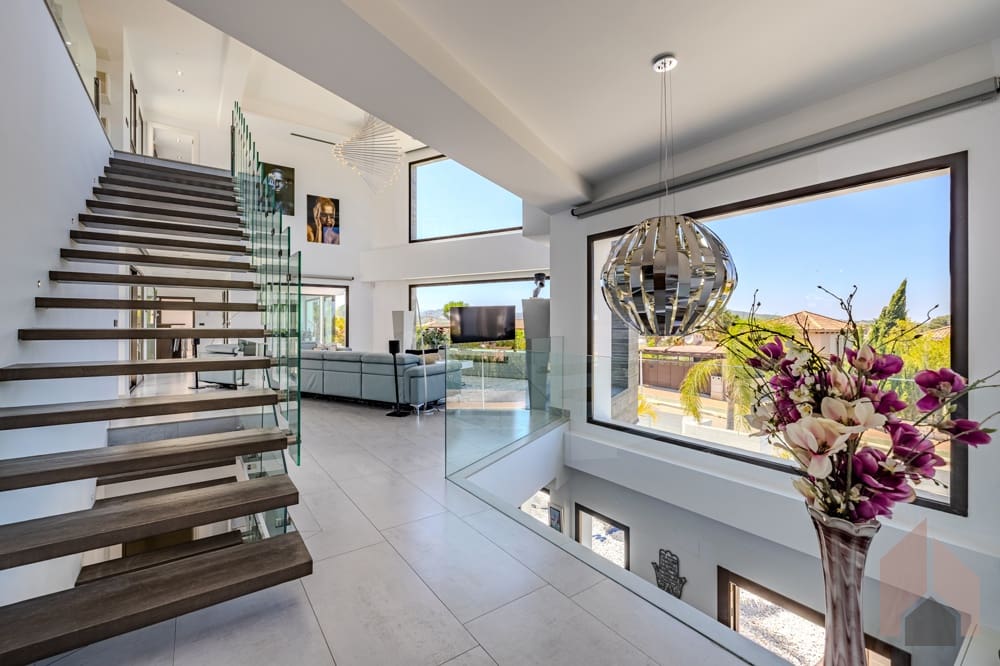 5 bedroom Villa for sale in Javea / Xabia - € 2,350,000 (Ref: 9511276)